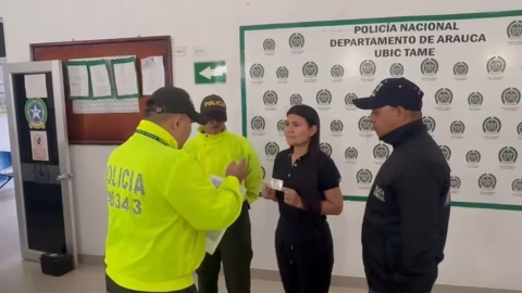 Karen Manrique se entrega por caso UNGRD