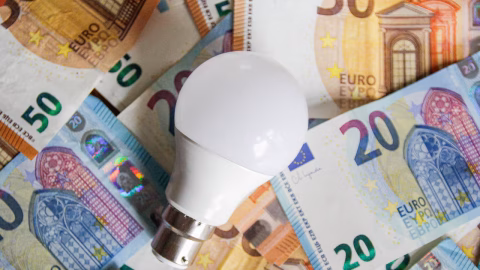Suspensión del cobro de energía por emergencia