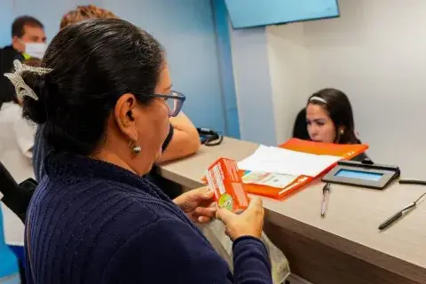 Revisan entrega de medicamentos de Nueva EPS