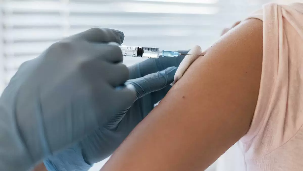 Huila refuerza vacunación contra dengue