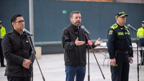 Triple asesinato en Bogotá sacude al país