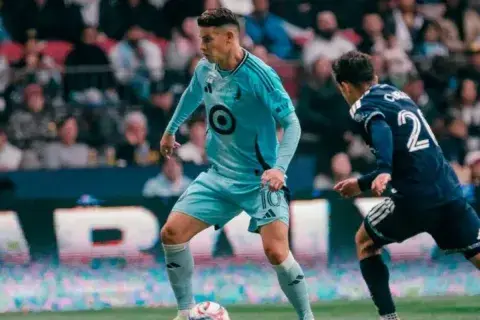 James vuelve como titular en Minnesota