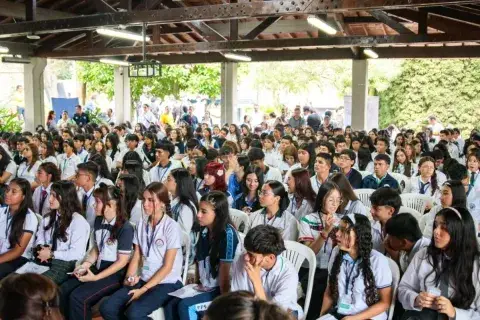 Alerta por deserción escolar en Ibagué