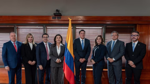 Capacitan jurados para elecciones 2026