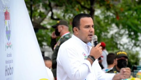Exalcalde de Hobo fue baleado en atraco