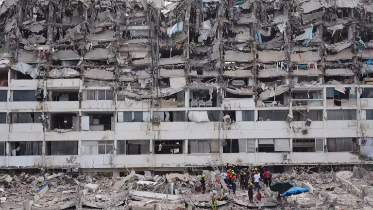 Suben a 2.295 los muertos en Venezuela