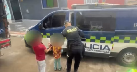 Rescatan tres menores abandonados en Bogotá