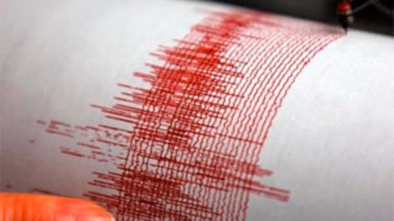 Fuerte temblor de 7.4 sacude a Colombia este 10 de agosto