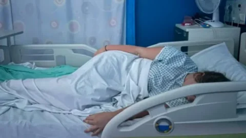 Daban morfina a niña de 13 años antes de hallar endometriosis