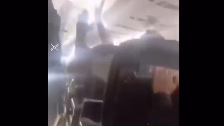 Avión de Sepehran Airlines sufre grave fallo en Irán