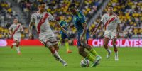 Colombia derrotó 2-0 a Perú en Miami con goles de debutantes
