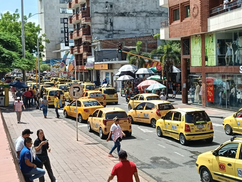 Taxistas en Neiva se movilizan contra el proyecto 'Por allá sí voy'